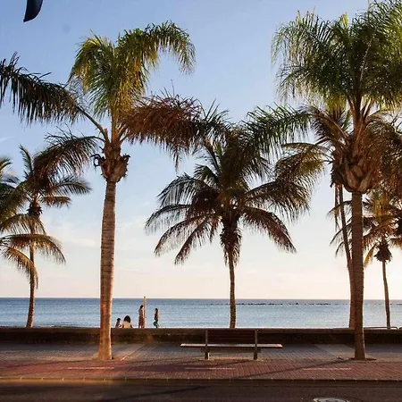 Y Arrecife (Lanzarote)